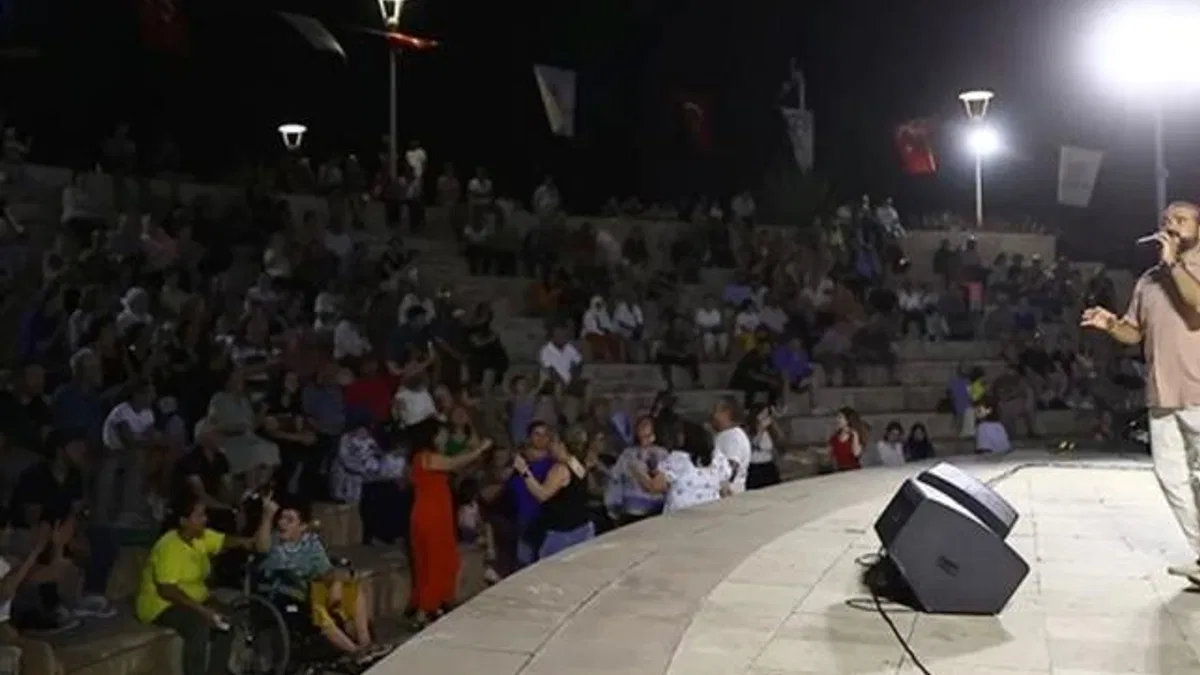 Denizli’de yaz konserleri binlerce sanatseveri buluşturdu