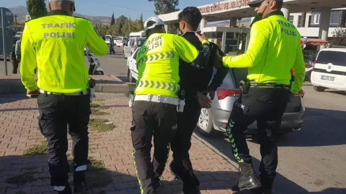 Hastane önünde dehşet: Kadın ve eşi saldırıya uğradı