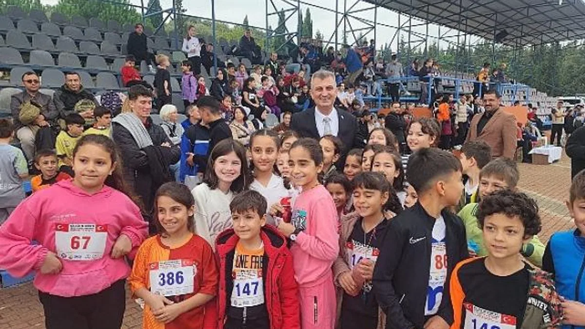 Gölcük’te Cumhuriyet Coşkusu Sporla Birleşti