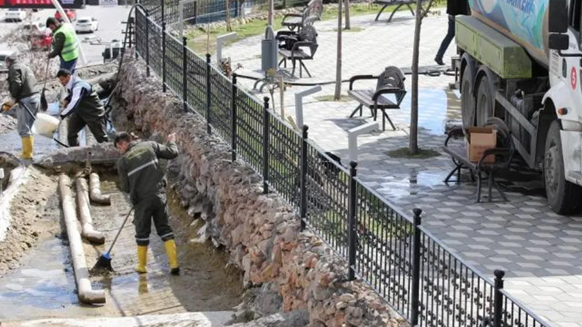 Büyük Keçiören Şelalesi’nde temizlik