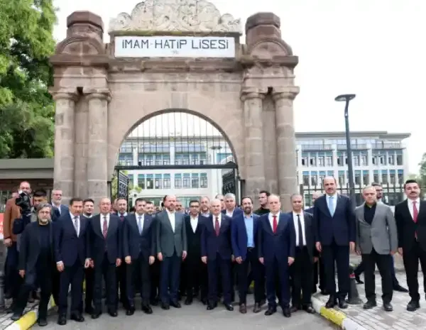 Karatay'da geleneksel hikaye yarışmasının ödülleri verildi