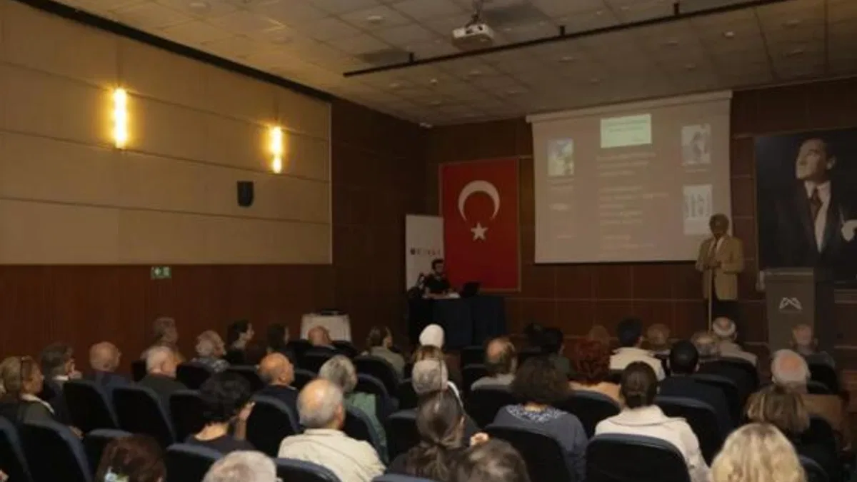 Mersin’de kent kimliğini güçlendiren söyleşi