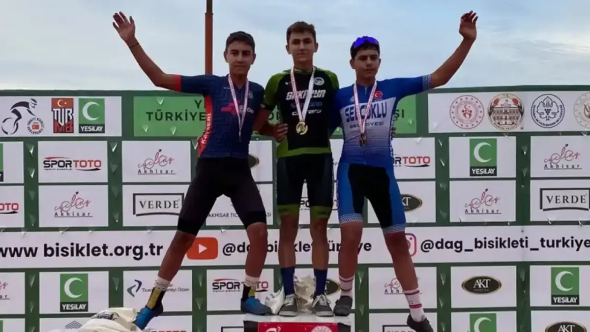 Büyükşehir’in pedalları Türkiye Şampiyonası’nda madalyaları topladı
