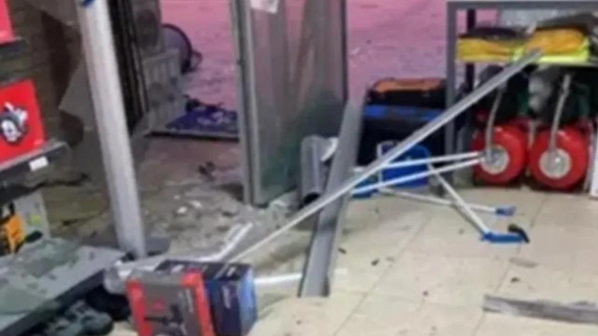 Şile Ağva’da işyerine patlayıcı saldırı!