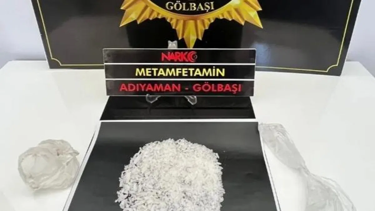 Adıyaman Gölbaşı’nda yolcu otobüsünde uyuşturucu operasyonu