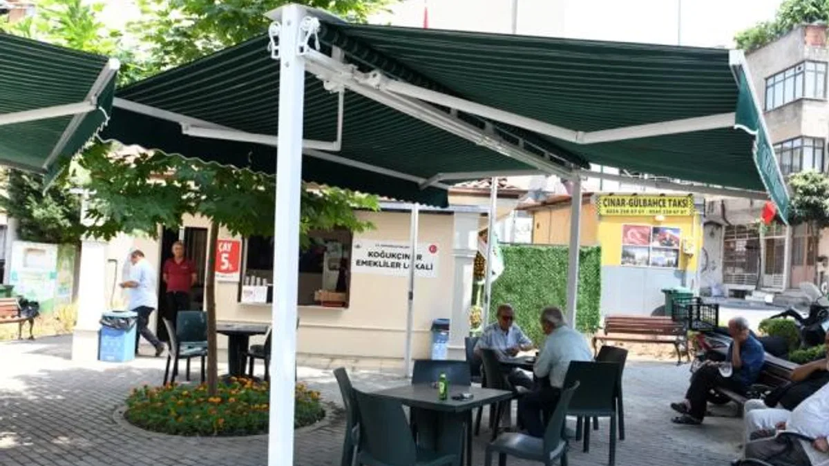 Bursa Osmangazi’de ‘Emekliler Lokali’ sosyal hayatı canlandırdı