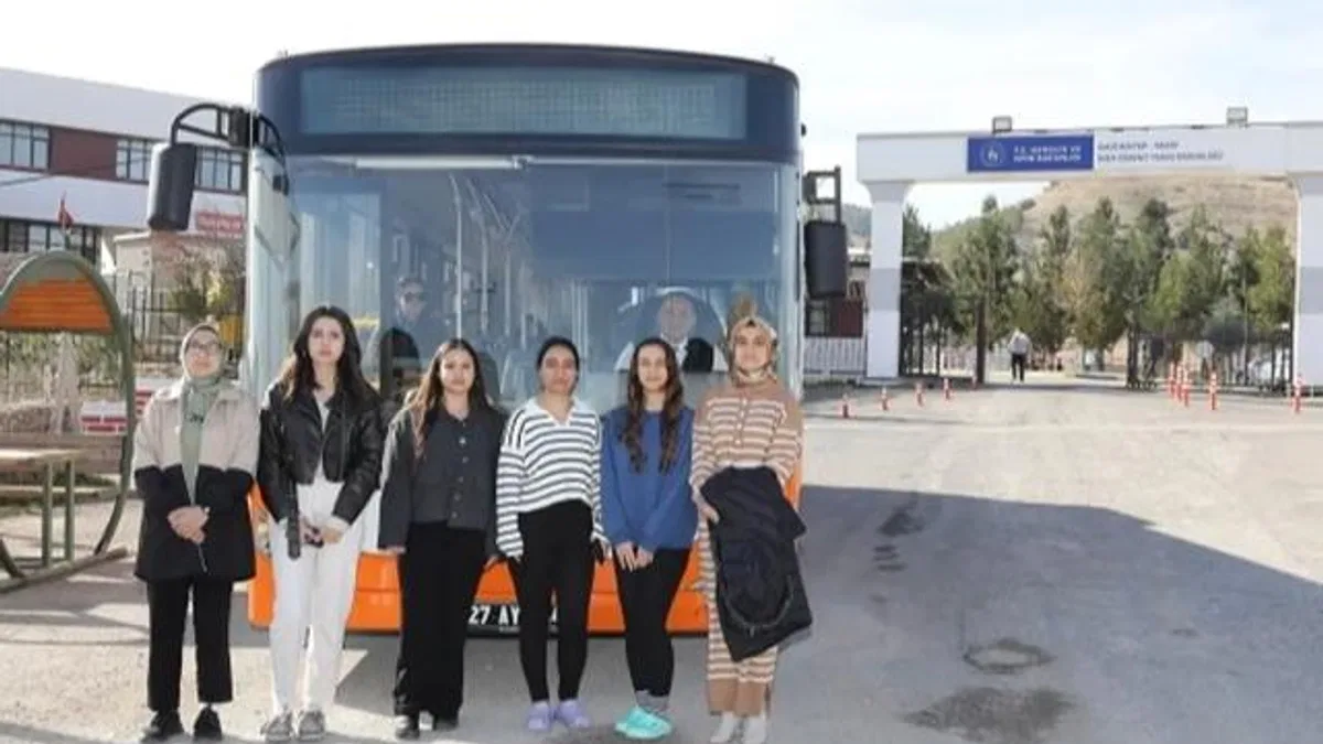 Gaziantep Nizip’in derdini Fatma Şahin çözdü