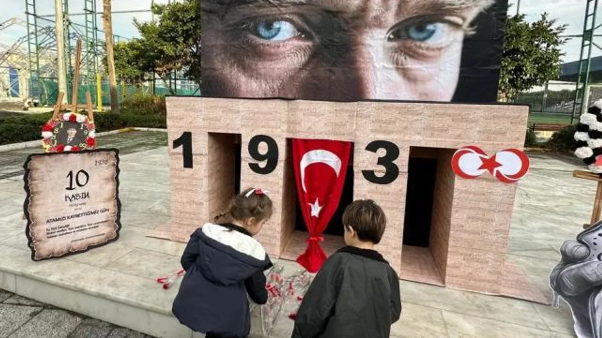 İstanbul Bakırköy 10 Kasım’da Ata’sını andı