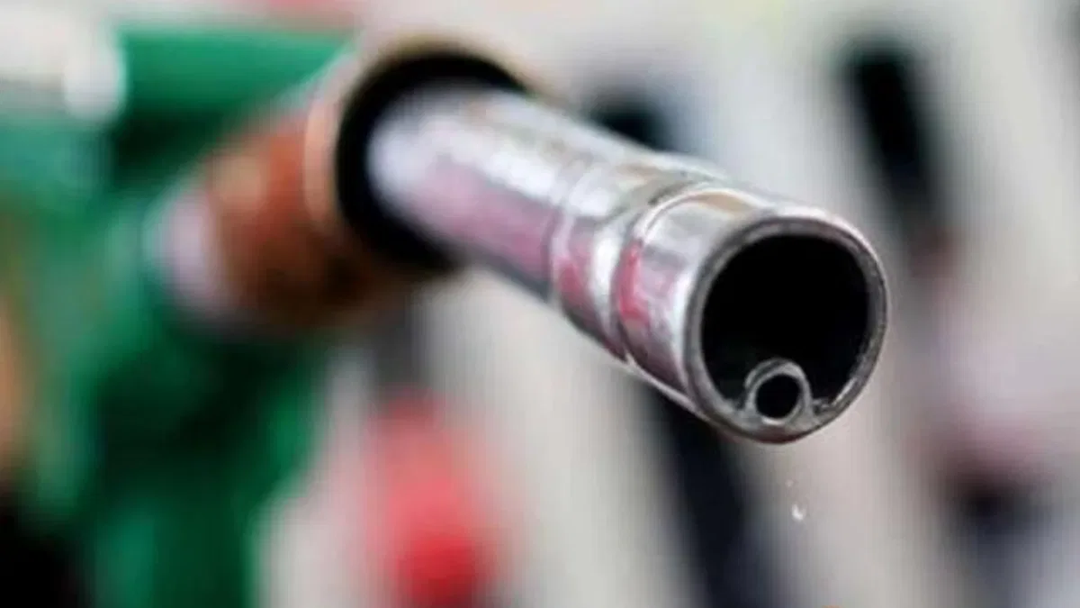 Benzine bir zam daha!
