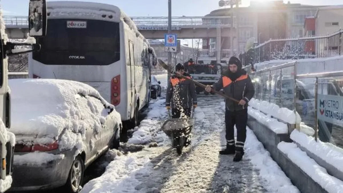 İstanbul’da hafta sonu sınav ve eğitimlere zorunlu ara!
