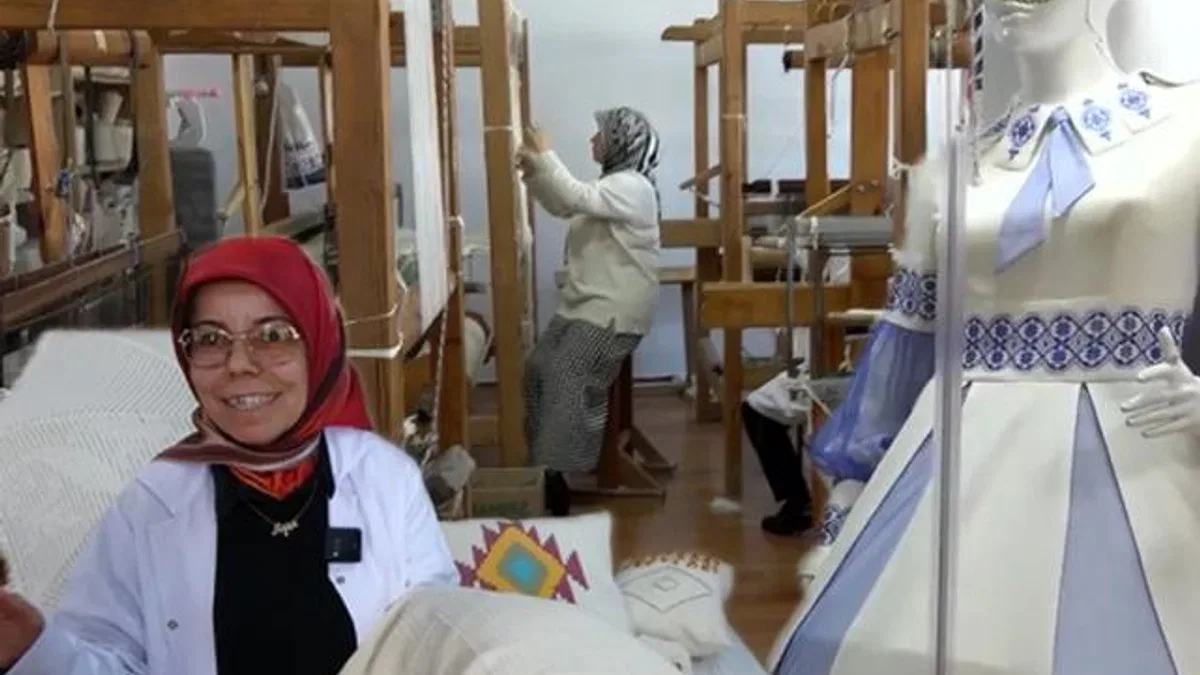 Şile Bezi HEM’in dokuma tezgahlarında hayat buluyor… 150 yıllık Şile Bezi’nin öyküsü