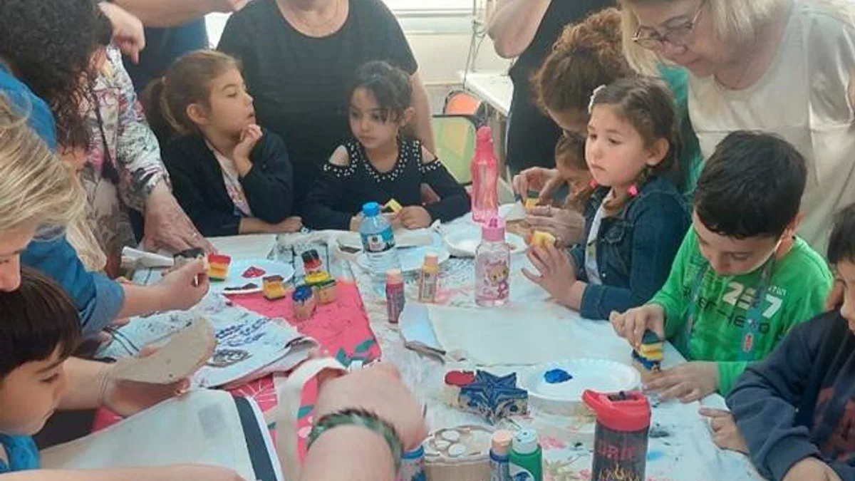 ‘Minik Eller Büyük Hayaller’ Projesi İzmir’de tüm hızıyla sürüyor