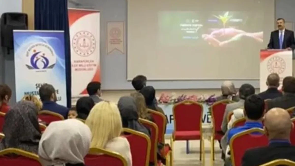 TDK Başkan Yardımcısı Doç. Dr. Şahin’den ortak yazı dili üzerine seminer
