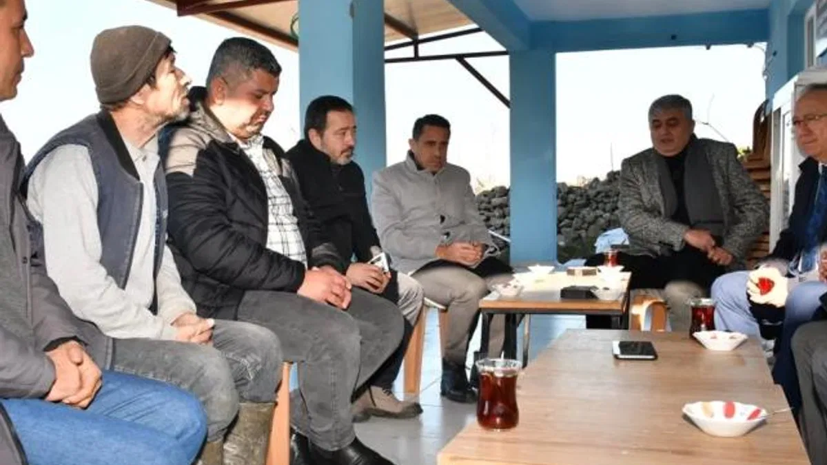 Manisa Büyükşehir üreticiyi birleştiriyor