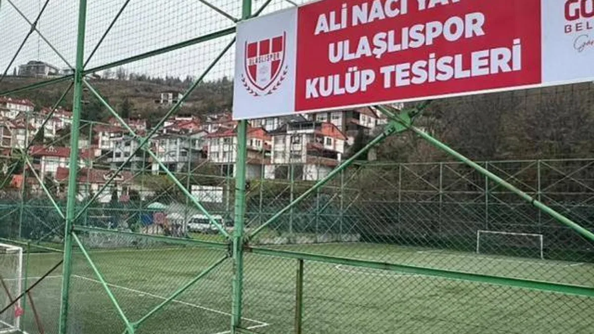 Kocaeli vefa örneği: Ali Naci Yavuz’un ismi Ulaşlı’daki futbol sahasına verildi!