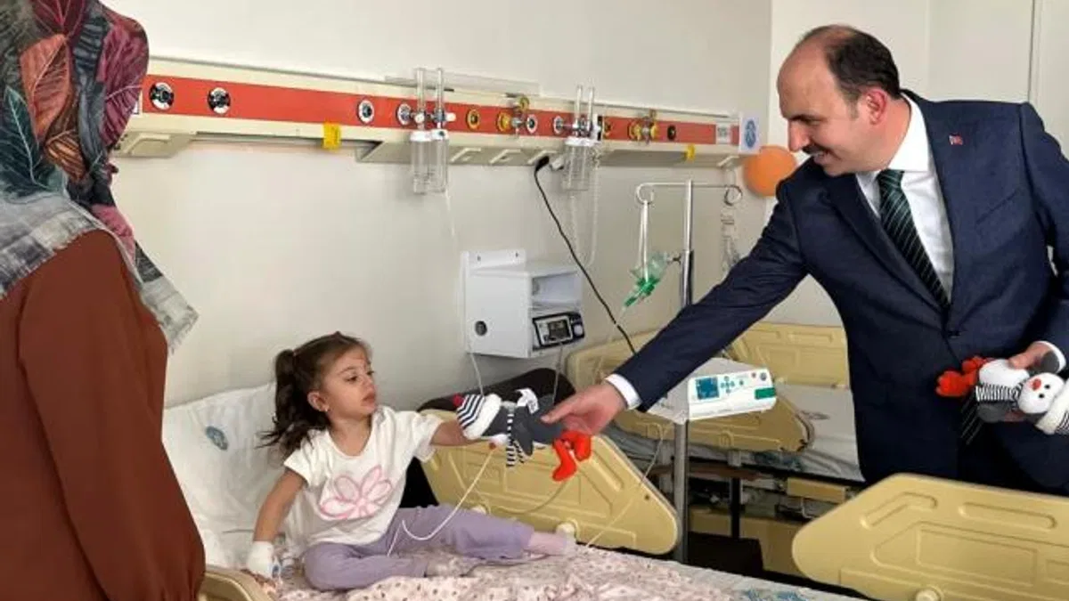 Konya’da Başkan Altay’dan hasta ziyareti