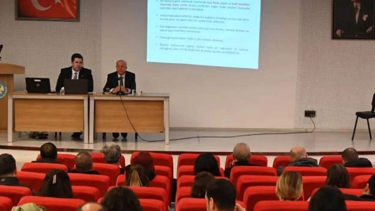 Manisa Büyükşehir çalışanlarına ‘Kamu İhale’ eğitimi