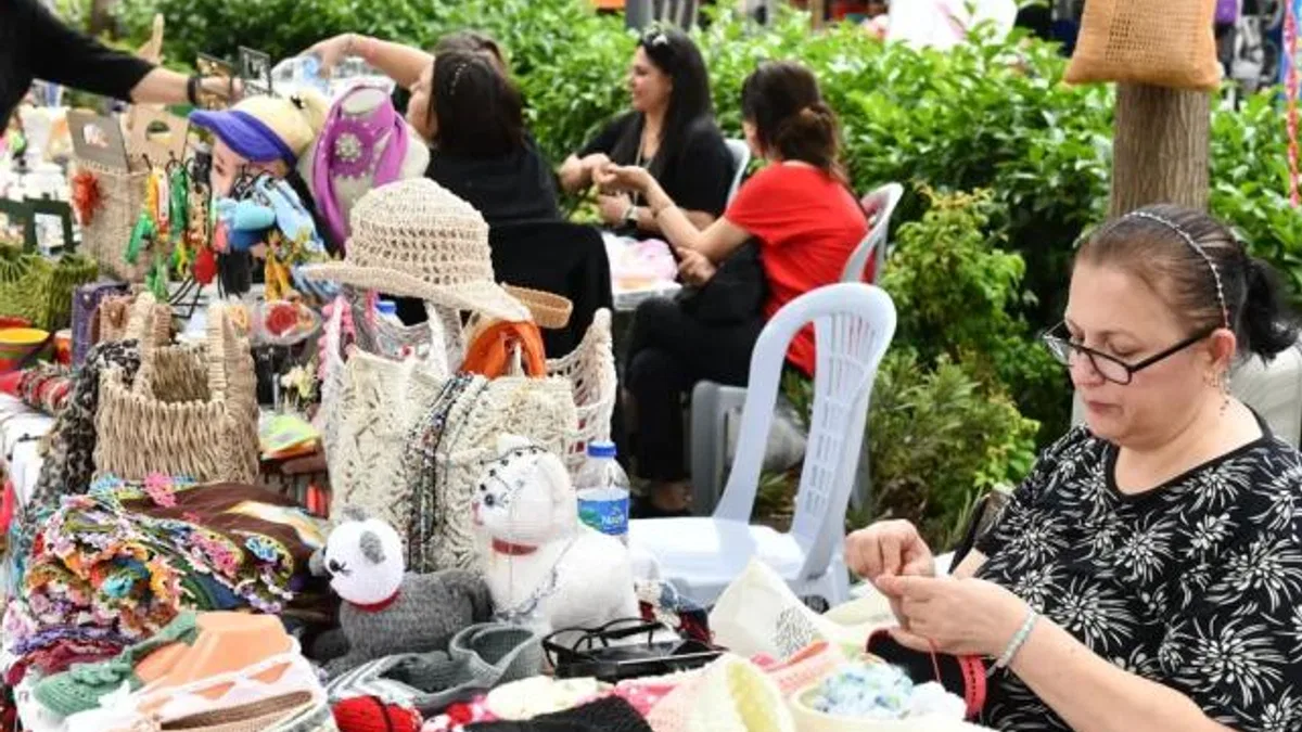 Çiğli’de Anneler Günü renkli etkinliklerle başladı
