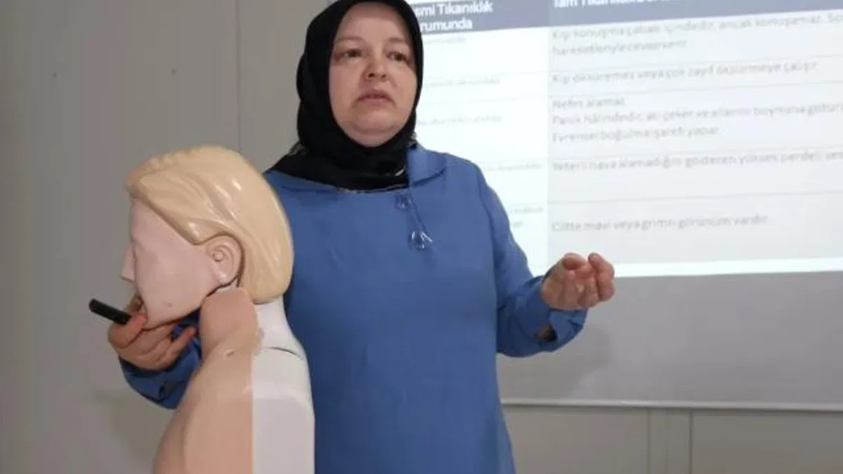 Hayat kurtarmanın yolu Kocaeli’de bu eğitimden geçiyor