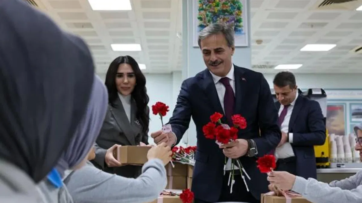 Sakarya Hendek’te emekçi kadınlara konuk oldu