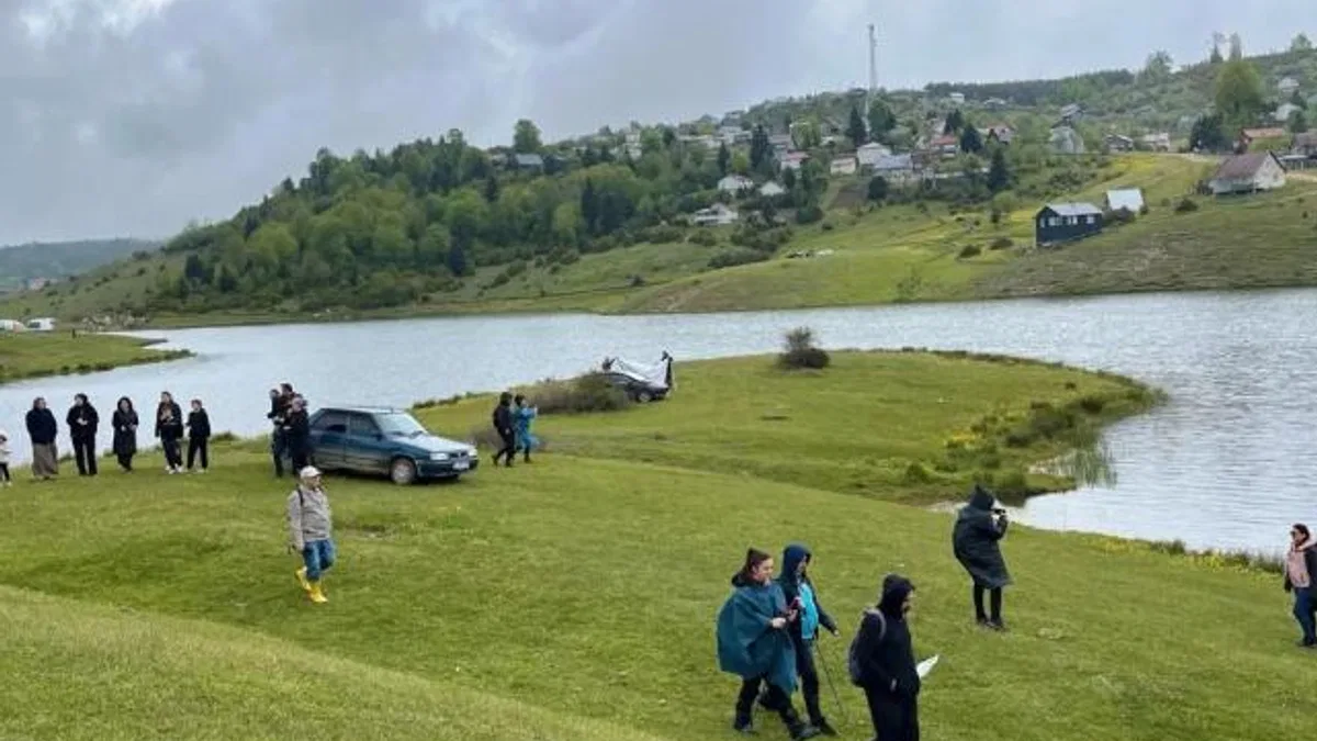 Doğa tutkunları Karagöl’ü adım adım keşfetti