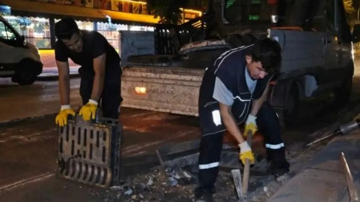 Eskişehir’de gece bakım ve temizlik çalışması
