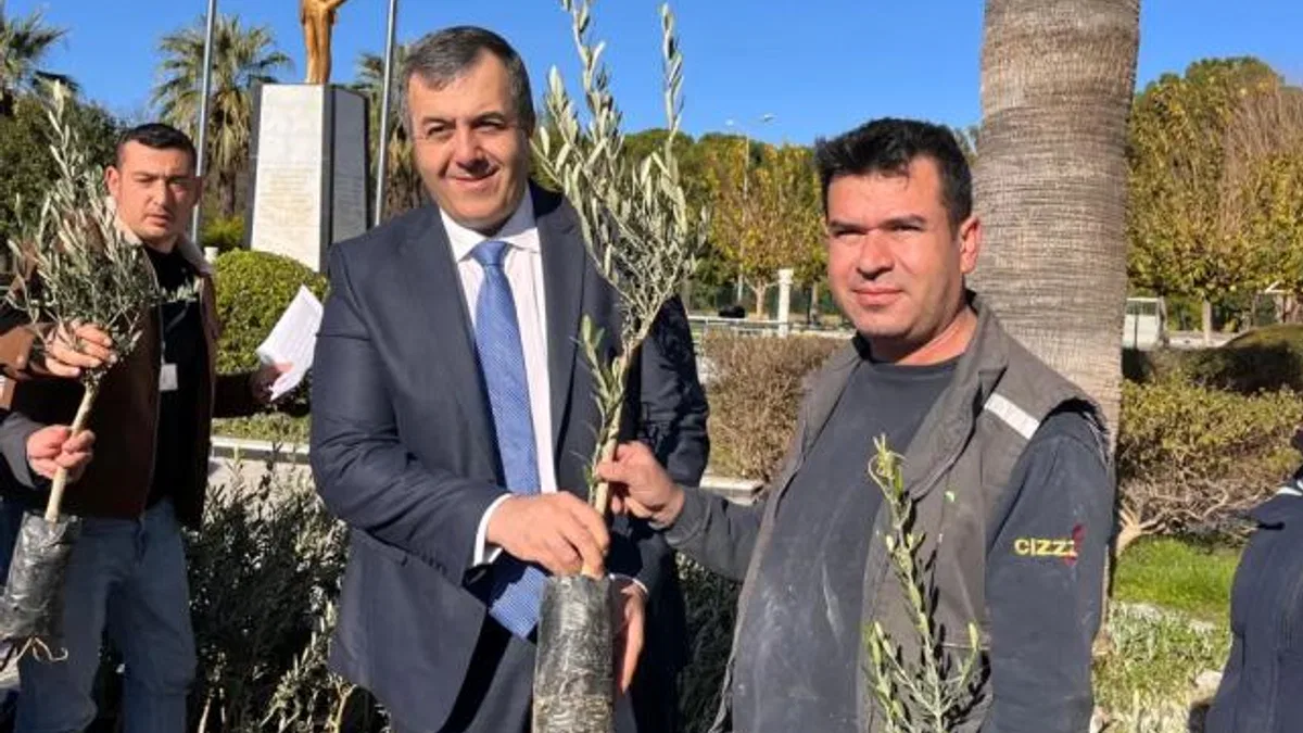 Muğla Dalaman’da zeytin ve ceviz fidanları dağıtıldı