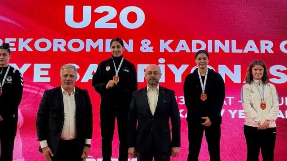 Nevşehirli güreşçiler dereceleri sıraladı