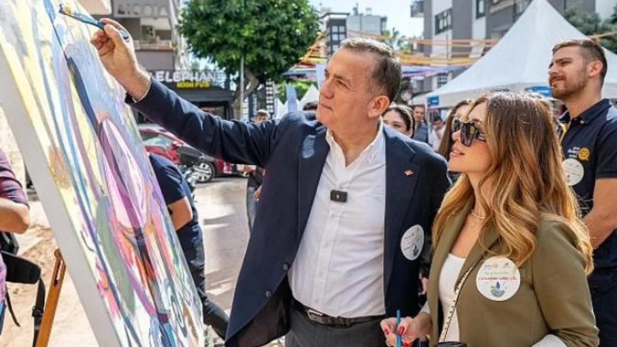 Mersinliler Kushimoto Sokak Sanatçıları Festivali’ne akın etti