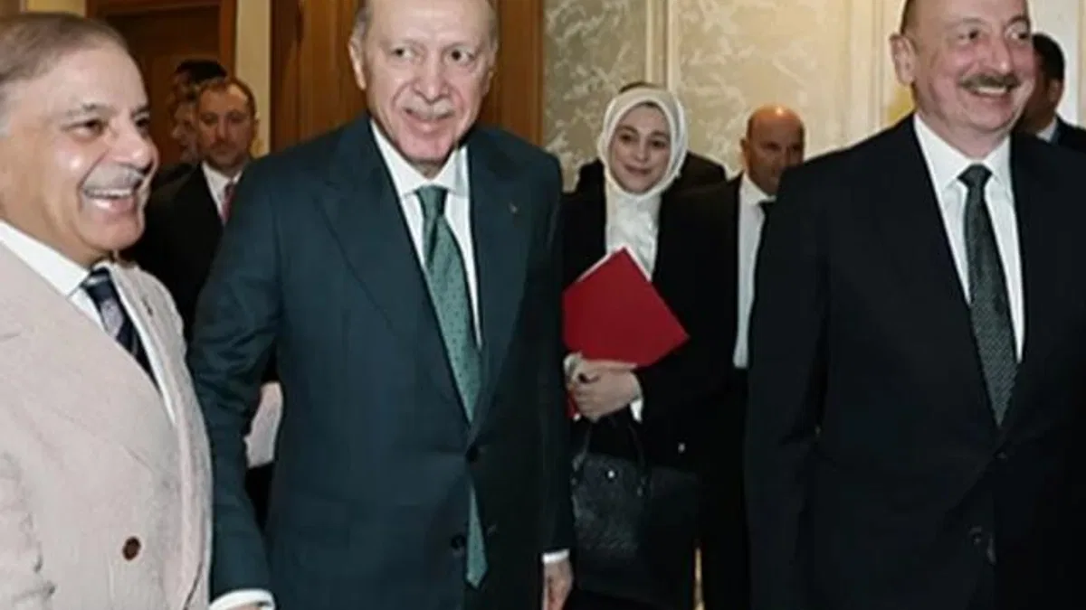 Üçlü zirveden dayanışma ve barış mesajı