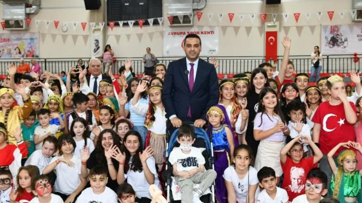 Çiğlili çocuklar eğlence parkında buluşuyor