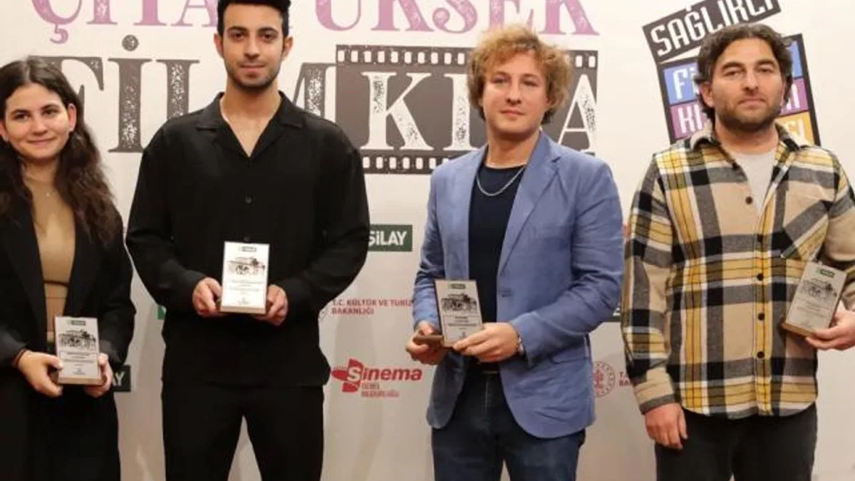 Yeşilay’ın ‘Sağlıklı Fikirler’ kısa filmleri ödüllendirildi