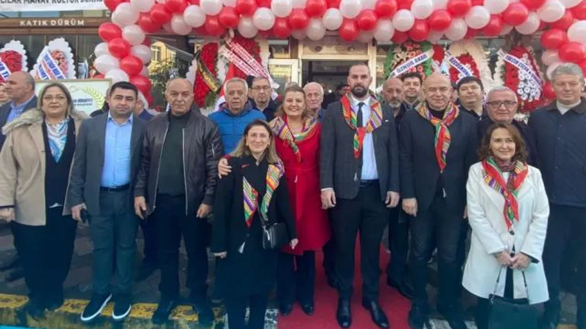 Başkan Hürriyet, Manav hemşerilerinin açılış heyecanına ortak oldu