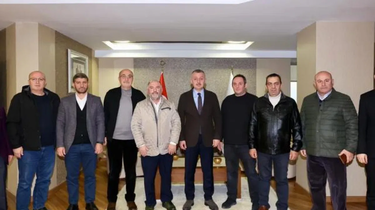 Gebze Trabzonlular Derneği’nden Başkan Büyükakın’a Ziyaret