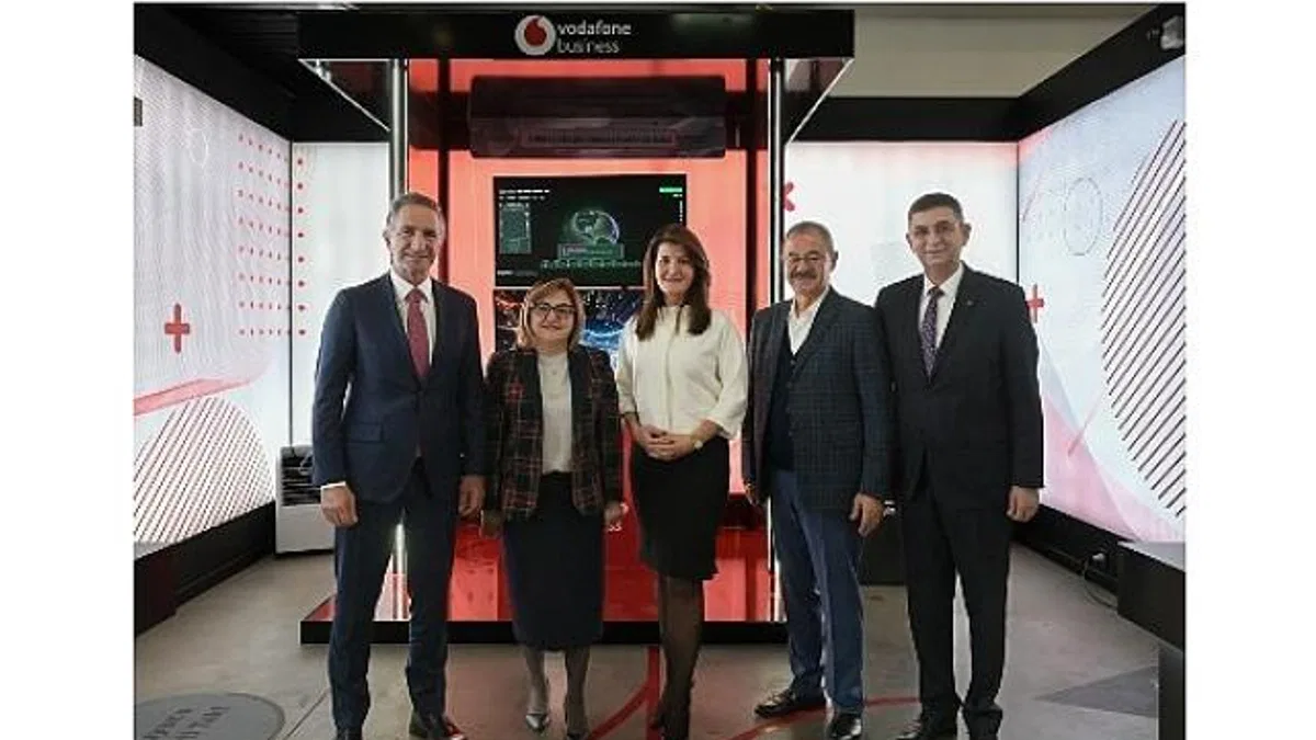 Vodafone, Gaziantep’teki yeni teknoloji merkezi ile Anadolu sanayisini geleceğe hazırlayacak