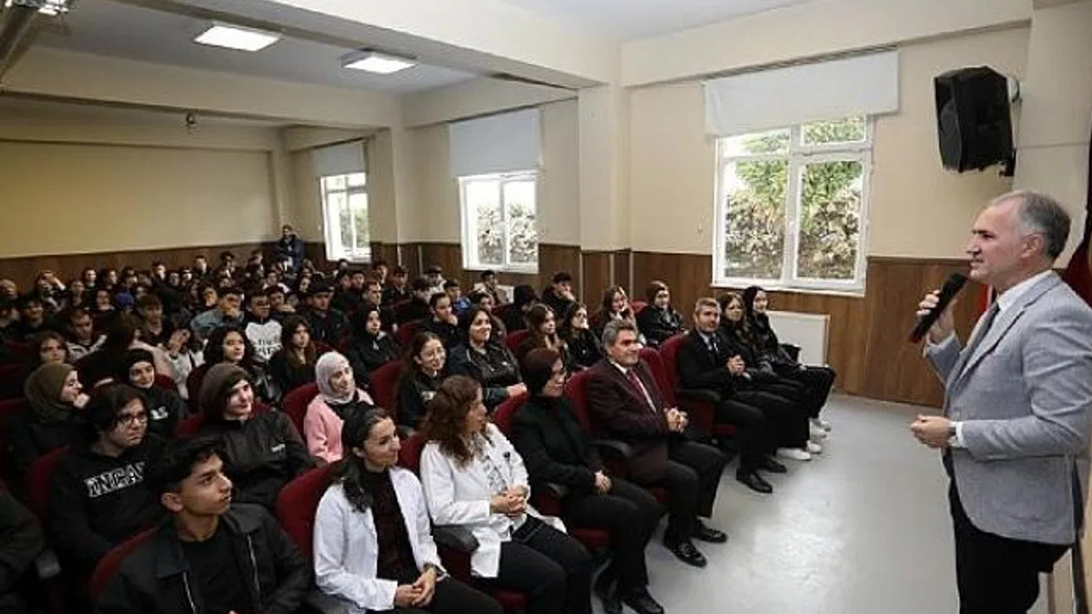 Başkan Taban Naire Çikayeva Anadolu Lisesi Öğrencileriyle Buluştu