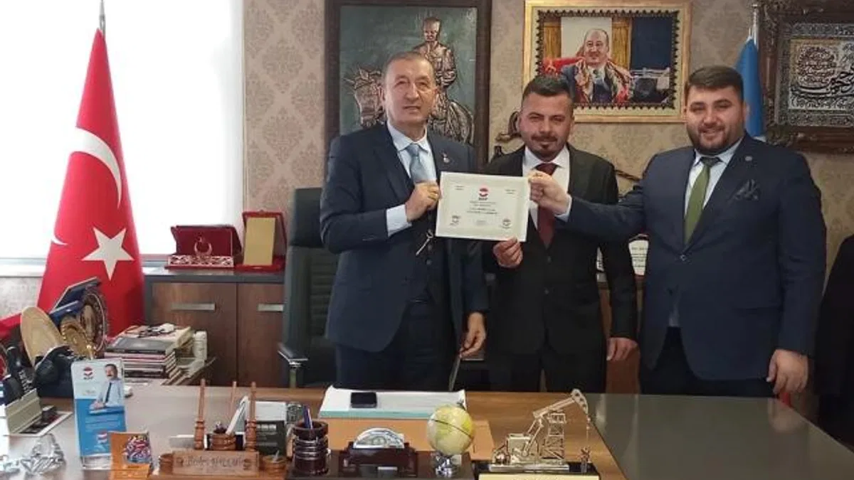 Anadolu Birliği Partisi’nde görev değişimi!