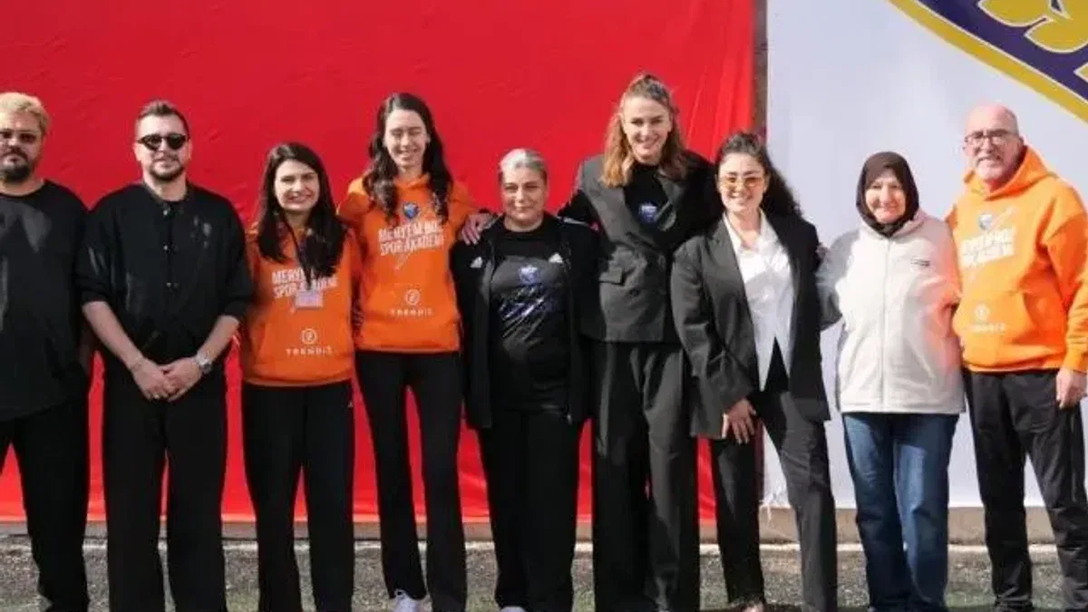 Meryem Boz, kadın hükümlü ve tutuklularla buluştu