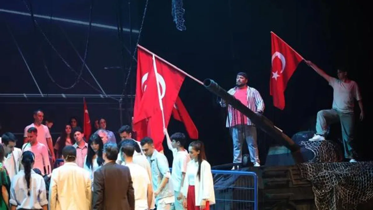 “En Uzun Gece” destanına ilk temsil