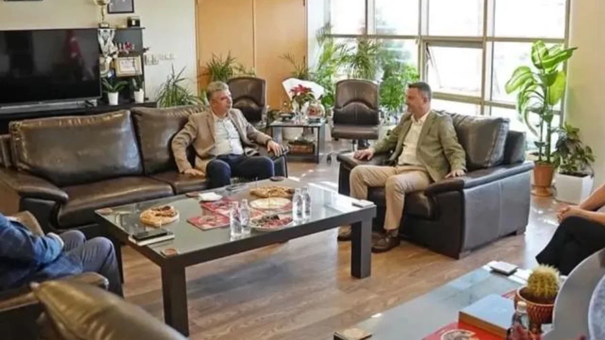 Manisa Soma’da Başkan Okur’dan Akhisar’a ziyaret