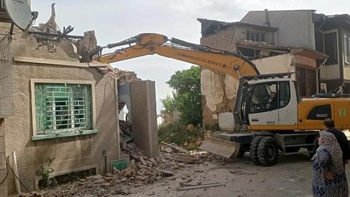 Başkan Aydın’dan metruk bina talimatı