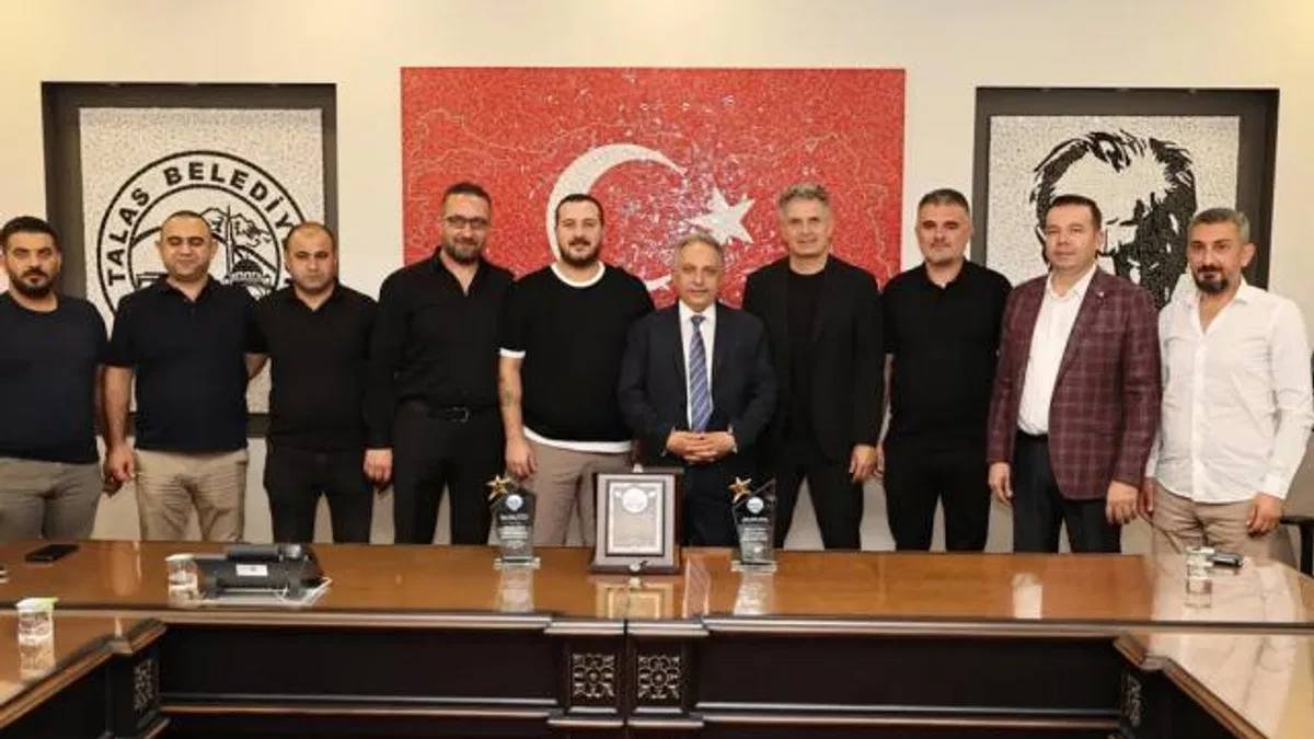 Başkan Yalçın: Borçsuz kulübüz, siyaset yapmadık, altyapıda şampiyon takımız