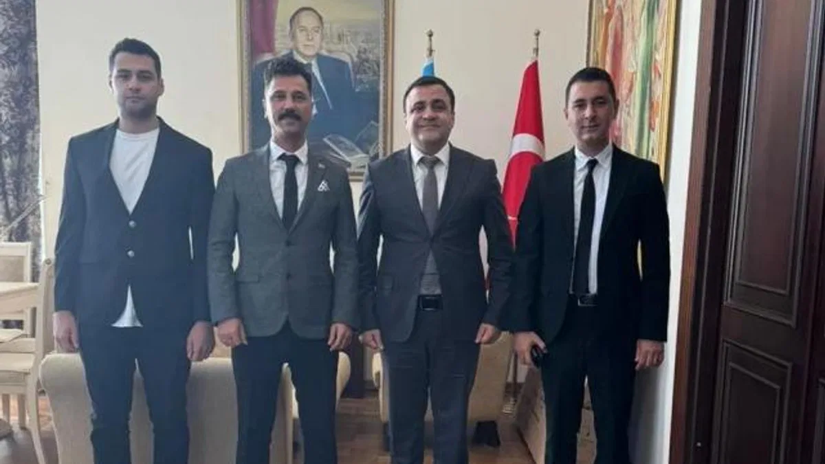 Başkan Şentürk Hoşgül’den büyükelçiliğe ziyaret