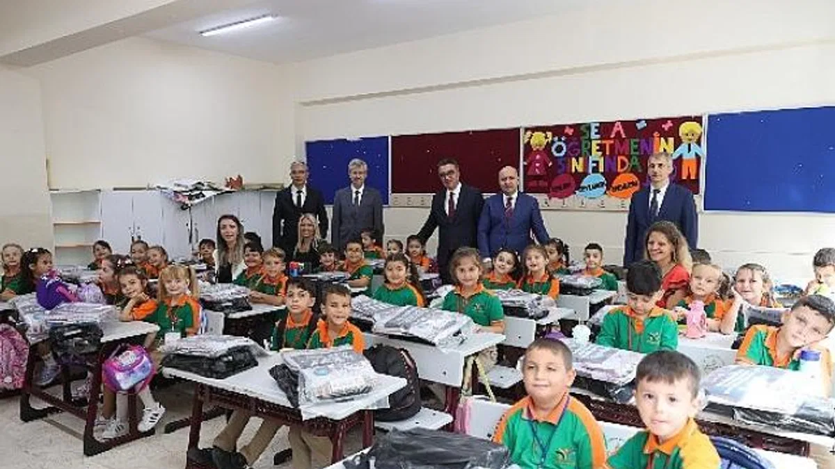 Bayrampaşa Belediyesi’nden eğitime büyük destek
