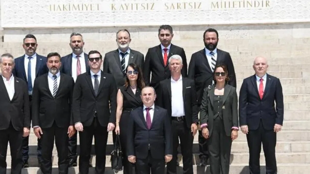 IBIA’dan Anıtkabir’e ziyaret