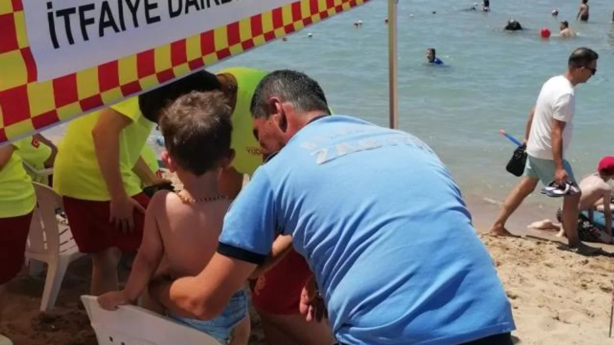Kocaeli sahillerinde çocuklar zabıta güvencesinde
