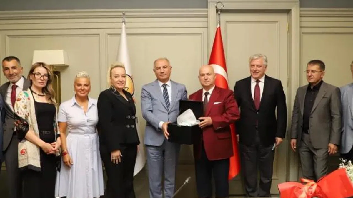 Demokratlar Konfederasyonu, demokrasi için ilk adımı AK Parti ile attı