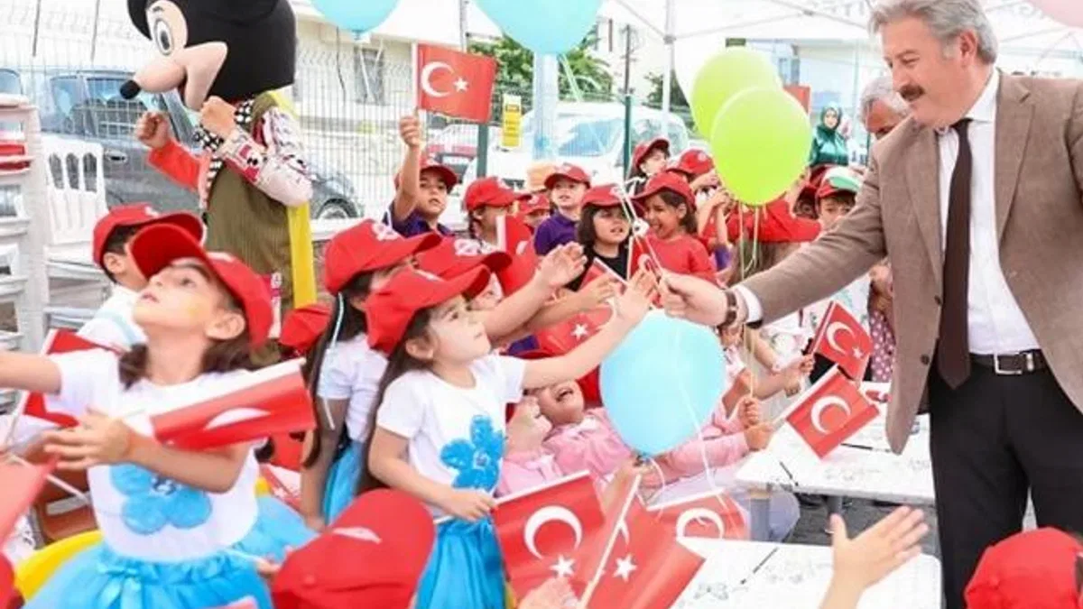 Mustafa Palancıoğlu’ndan 23 Nisan kutlaması