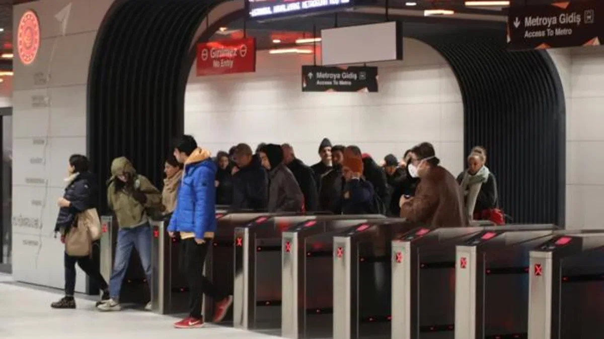 Gayrettepe-İstanbul Havalimanı metro hattı günlük yolcu rekorunu kırdı