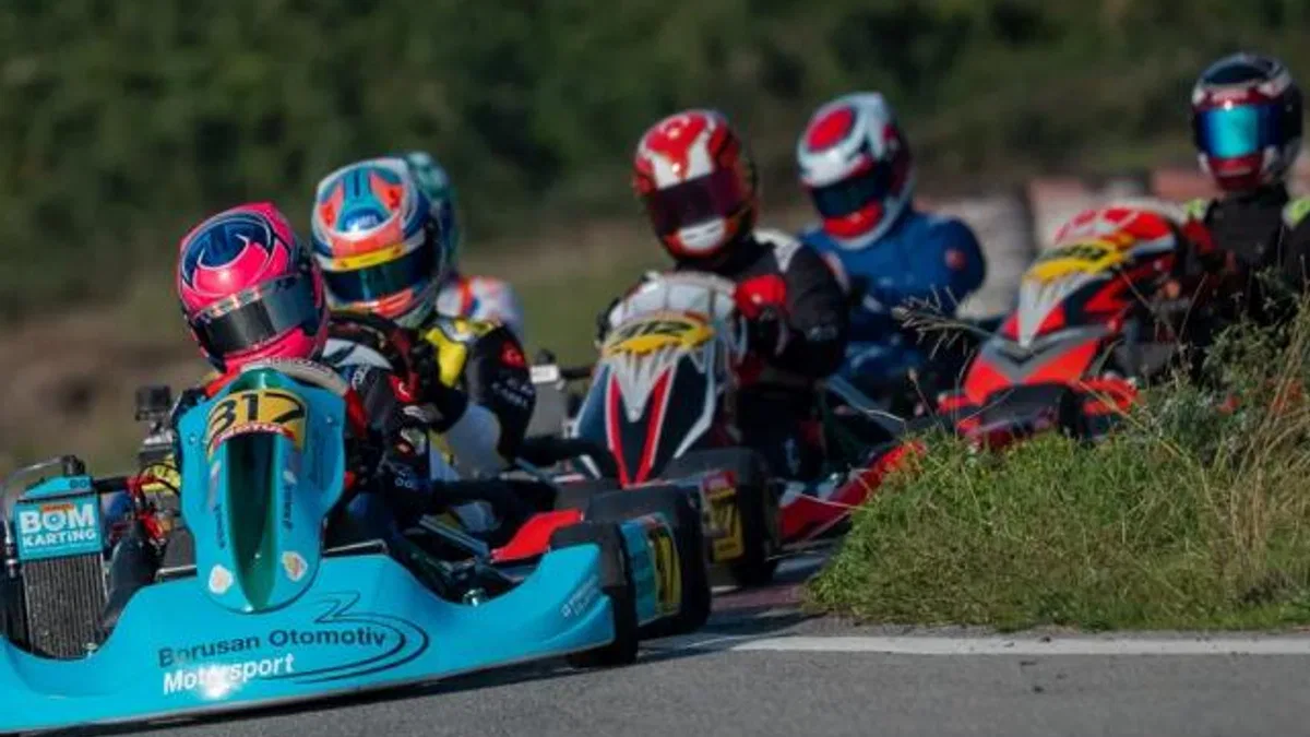 Karting heyecanı Kocaeli’de sürüyor